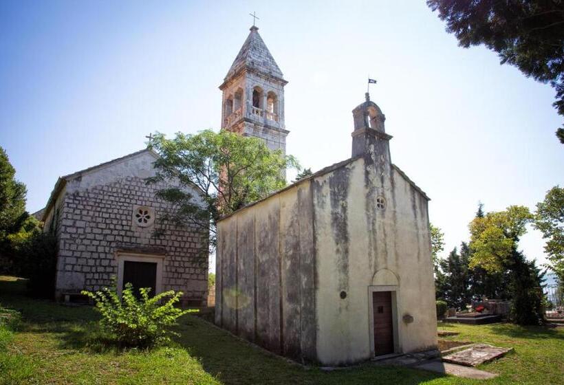 Пансион Guesthouse Podaca