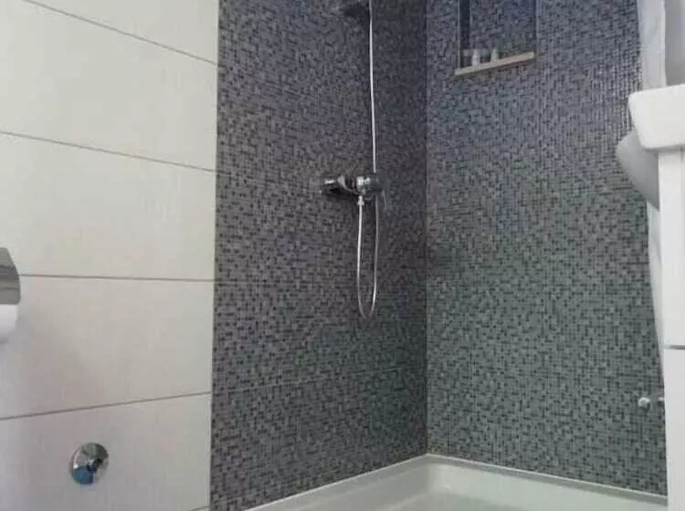 Majatalo Guesthouse Podaca