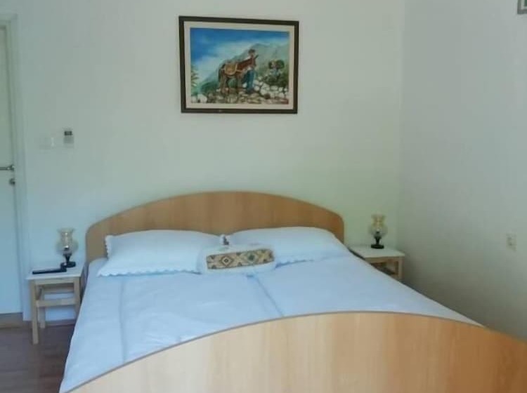 Пансион Guesthouse Podaca