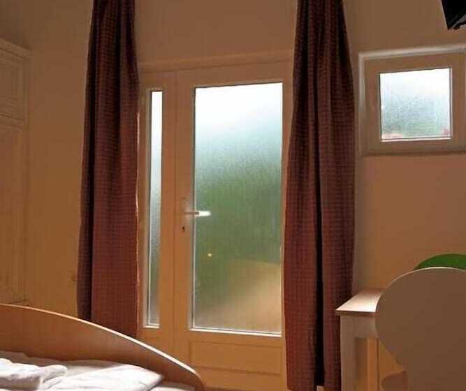 Пансион Guesthouse Podaca