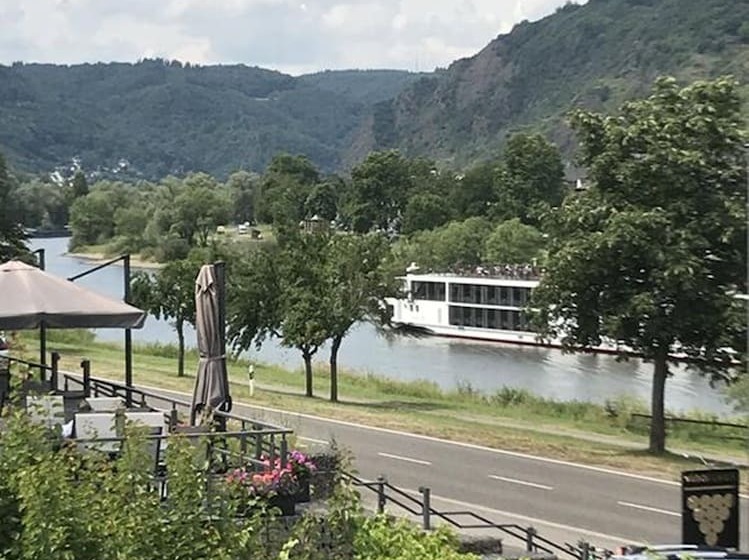 פנסיון Weinbergs Loge