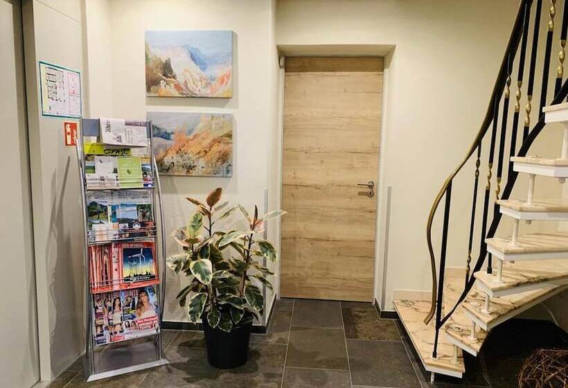 פנסיון Weinbergs Loge