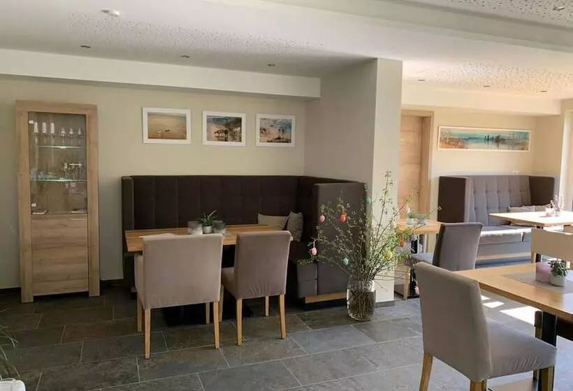 Majatalo Weinbergs Loge