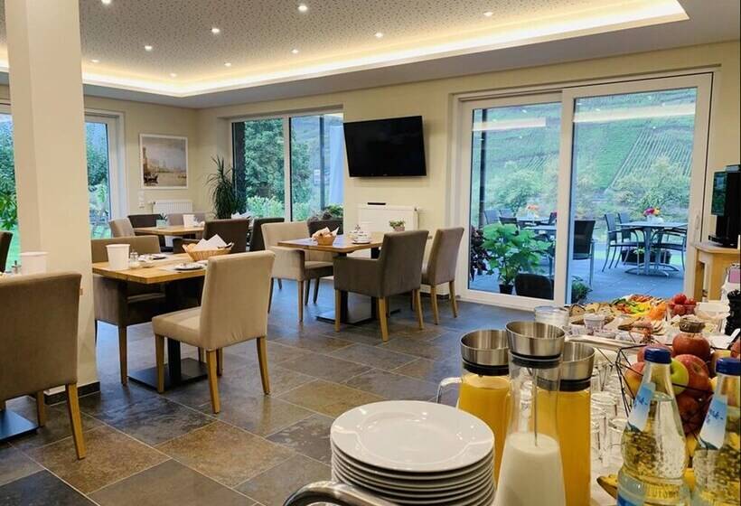 פנסיון Weinbergs Loge