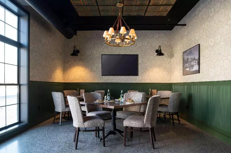 Cantilever Hotel, Trademark Collection By Wyndham