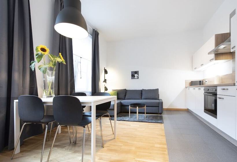 Friedrichs Apartments