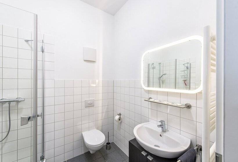 Friedrichs Apartments