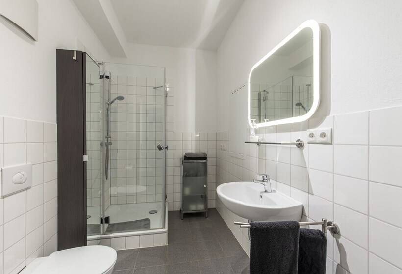 Friedrichs Apartments