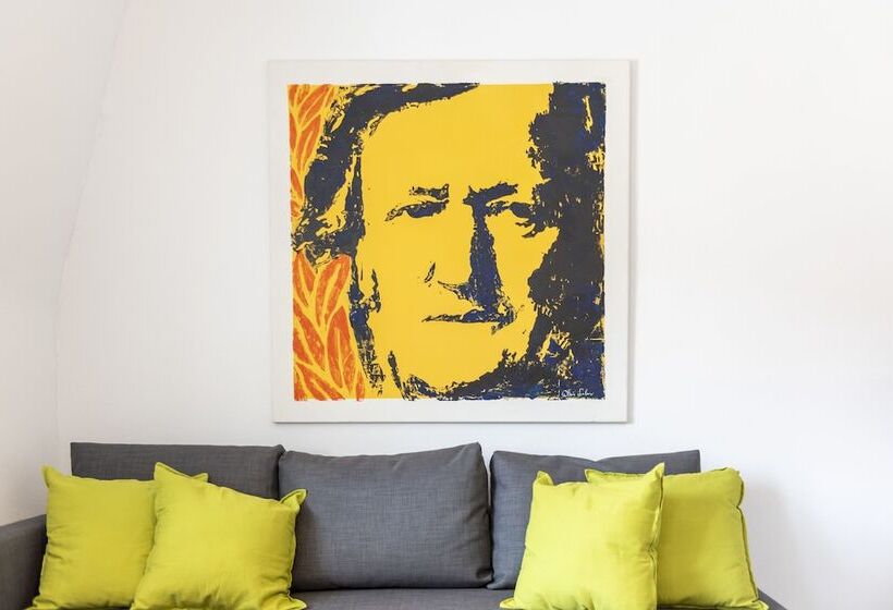 Friedrichs Apartments