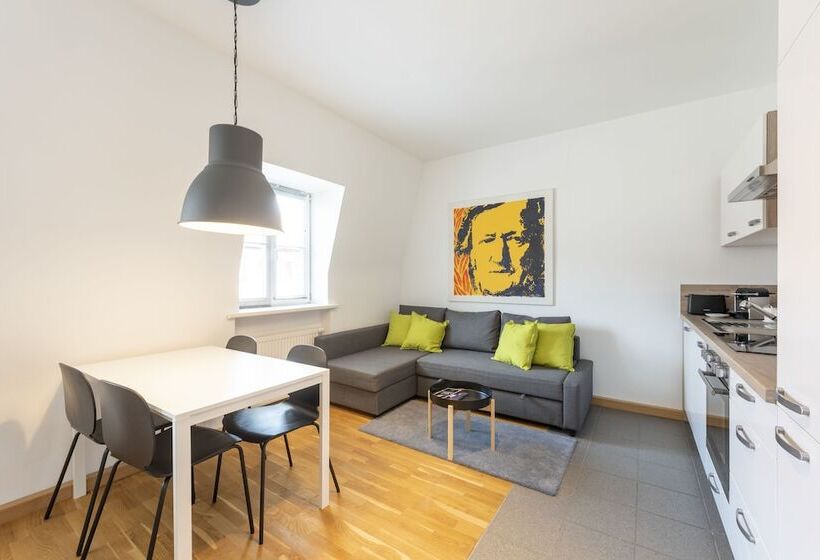 Friedrichs Apartments