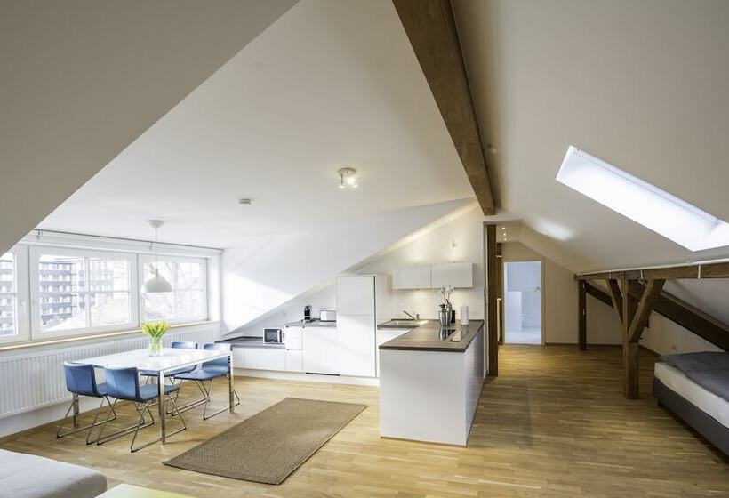 Friedrichs Apartments