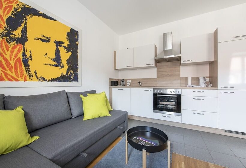 Friedrichs Apartments