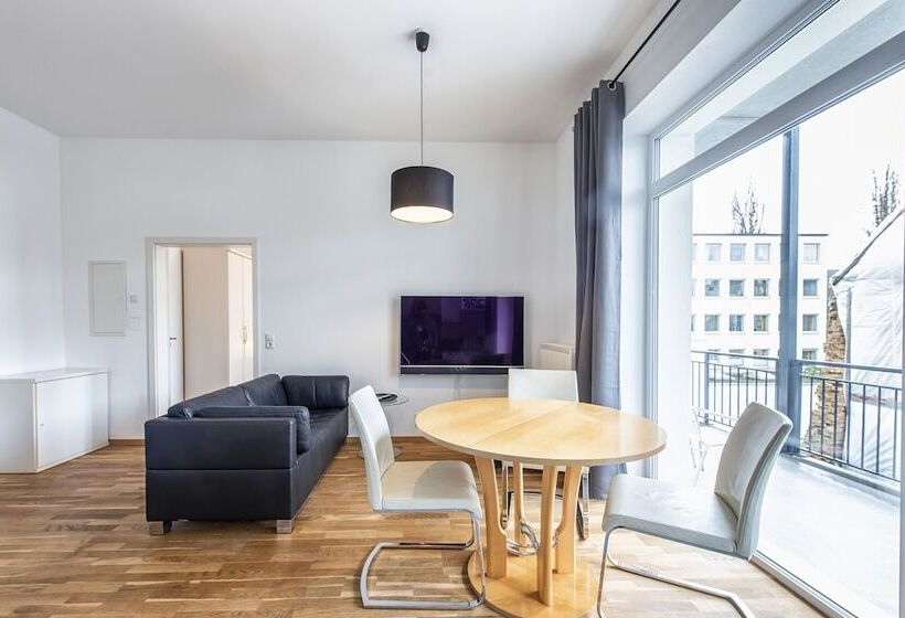 Friedrichs Apartments