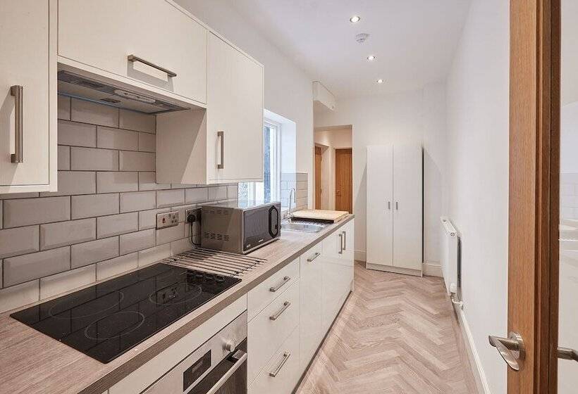 Host & Stay High Street Apartments