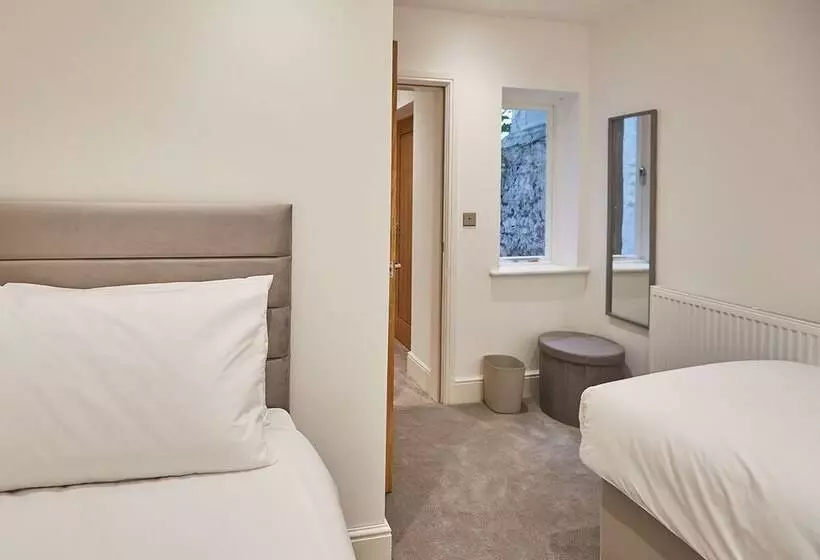 Host & Stay   High Street Apartments