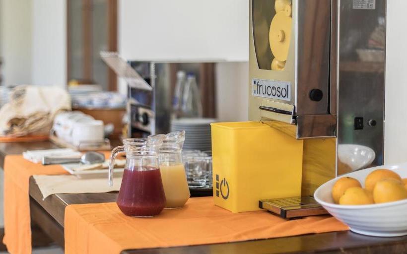 簡易ホテル Ristorante Tesoro