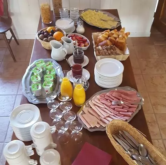 Hotelli Auberge Le Petit Haut