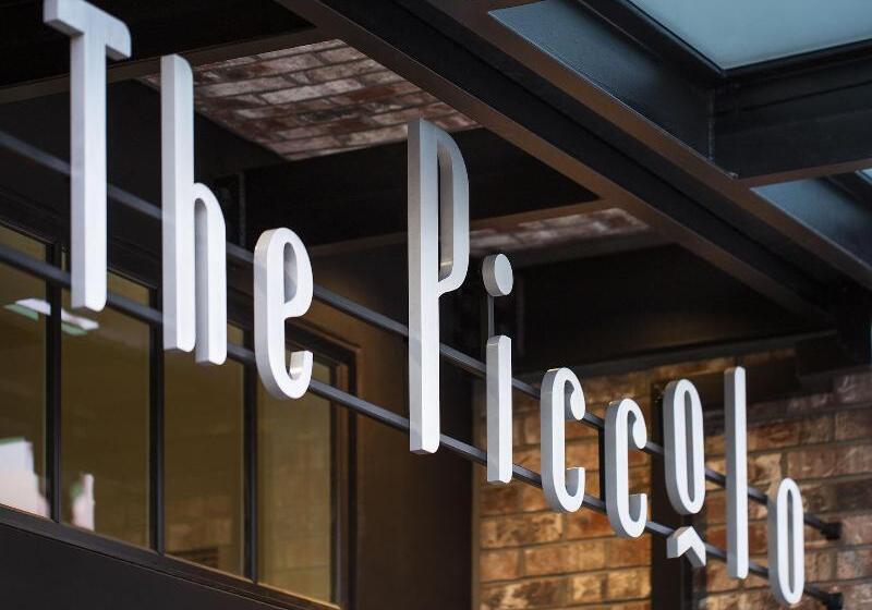 ホテル The Piccolo