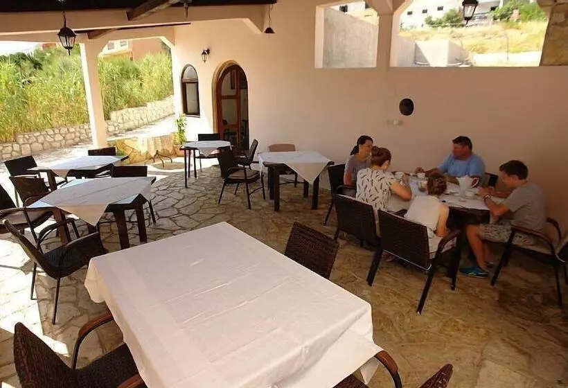 Majatalo Pansion Jurko