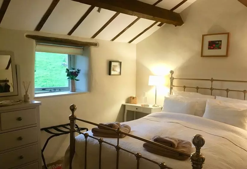 ベッドアンドブレックファースト Moorhouse Cottage