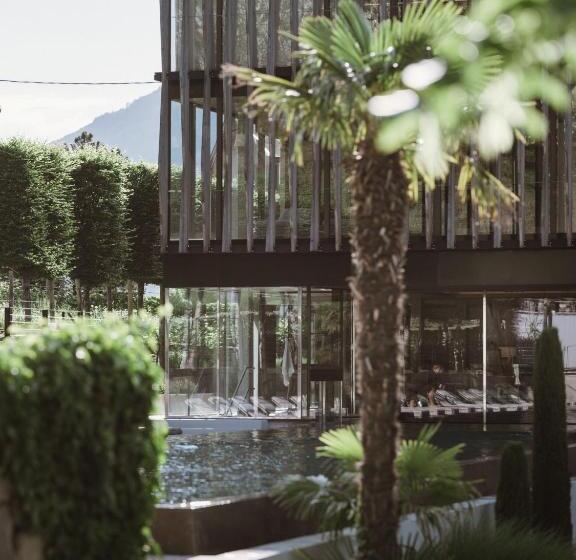 ホテル Lindenhof Pure Luxury & Spa Dolcevita Resort