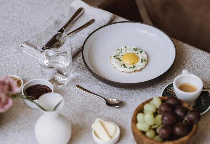 ホテル Lindenhof Pure Luxury & Spa Dolcevita Resort