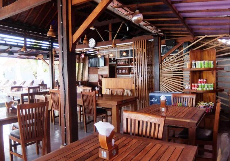 فندق Pemedal Beach Resort