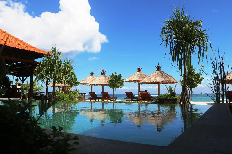 فندق Pemedal Beach Resort