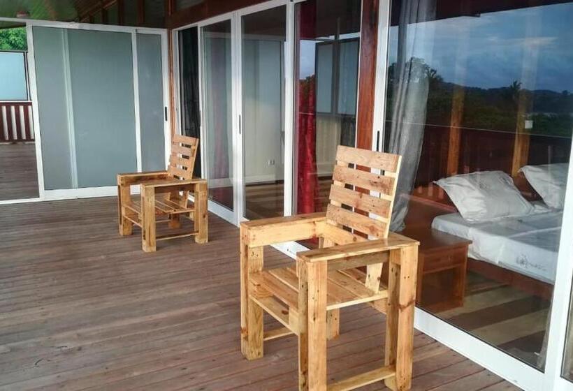 پانسیون Domus Guesthouse