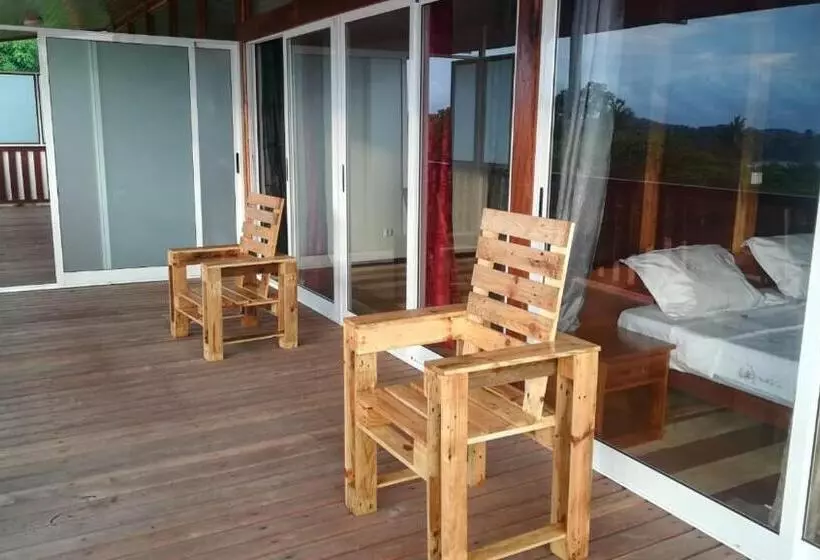 پانسیون Domus Guesthouse