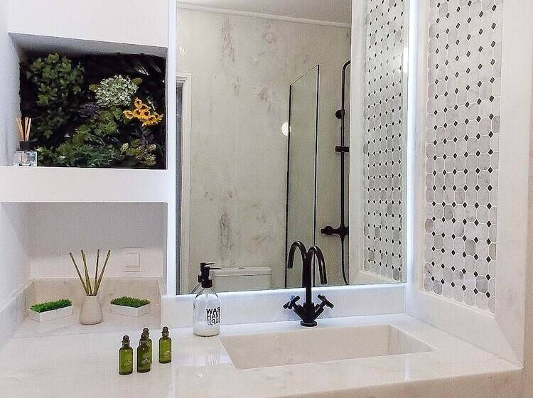 Plaka With Acropolis Rooftop View Access