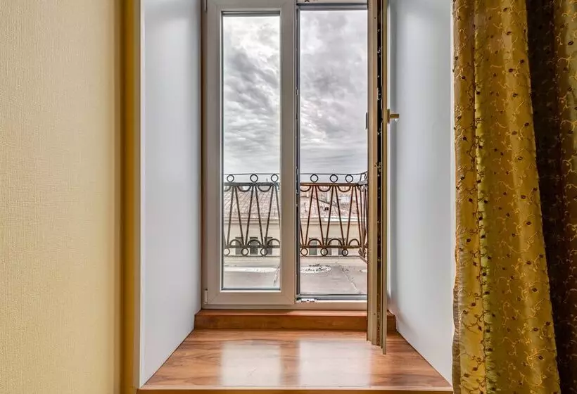 Rentalspb On Kirochnaya