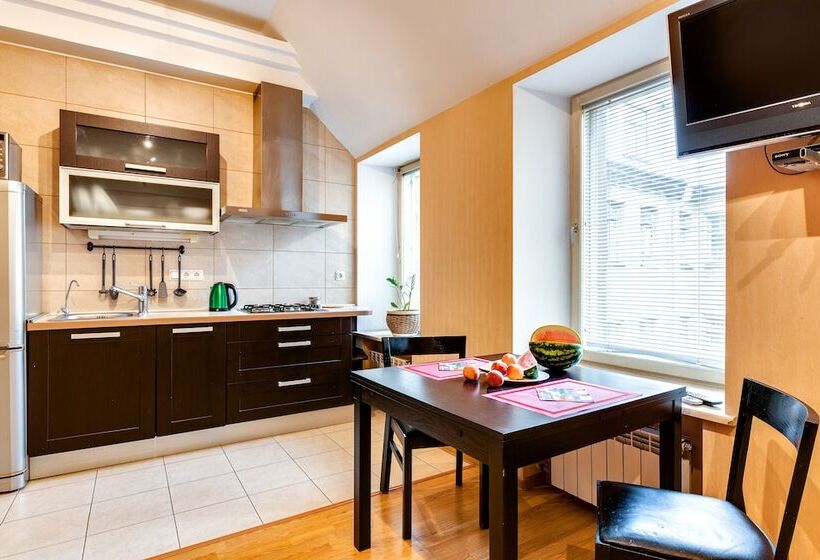 Rentalspb On Kirochnaya