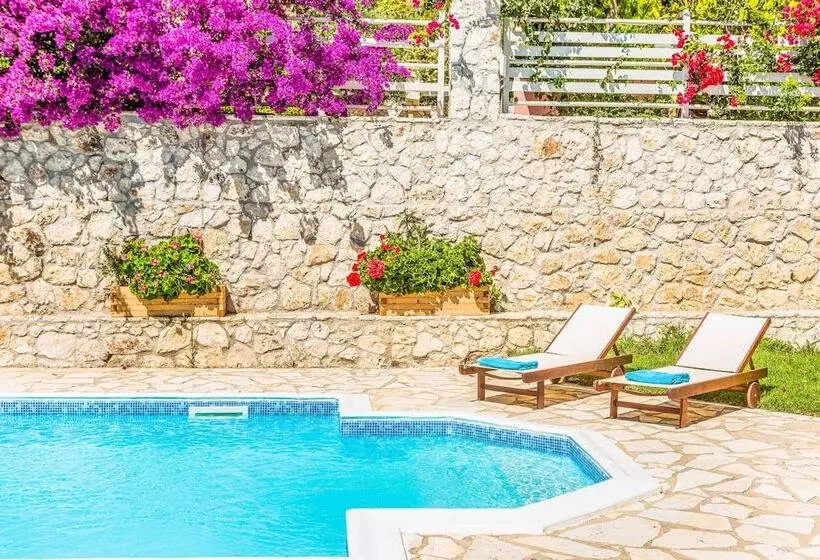 Villa Konstantina