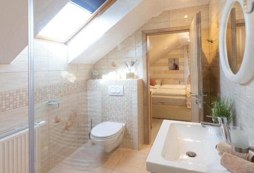 Пансион Balaton Fantasy Villa