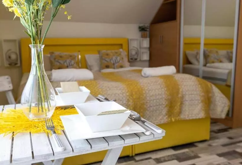 پانسیون Balaton Fantasy Villa