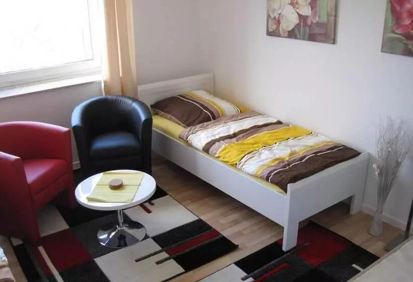 92b Bahnhofstr. Apartment