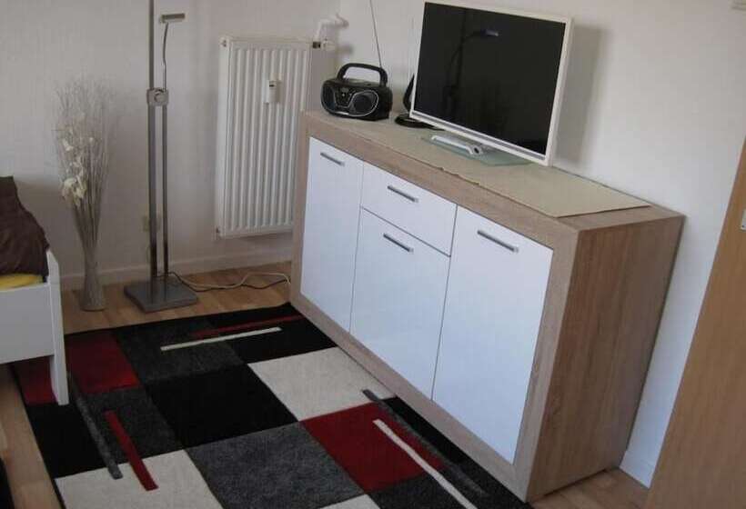 92b Bahnhofstr. Apartment