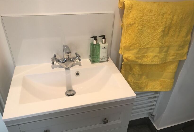 צימר Corner House