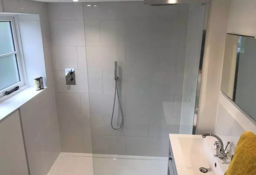 Aamiaismajoitus (B&B) Corner House