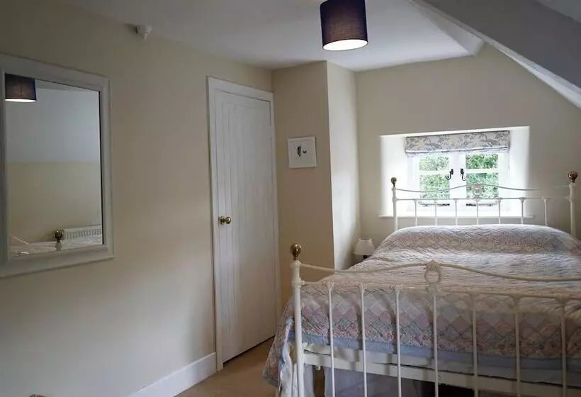 Aamiaismajoitus (B&B) Corner House