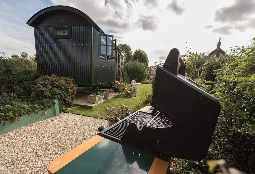 Aamiaismajoitus (B&B) Corner House