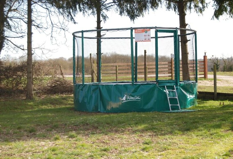 هتل Camping La Licorne