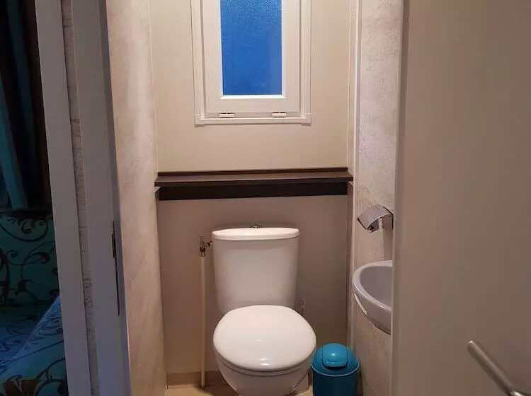 Hotelli Camping La Licorne