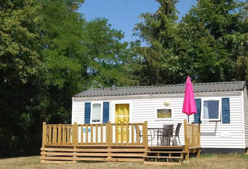 Hotelli Camping La Licorne