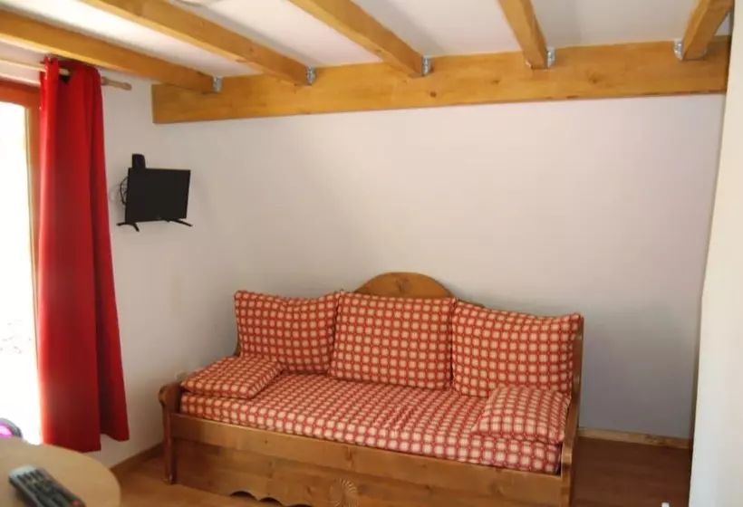 Hotelli Camping La Licorne