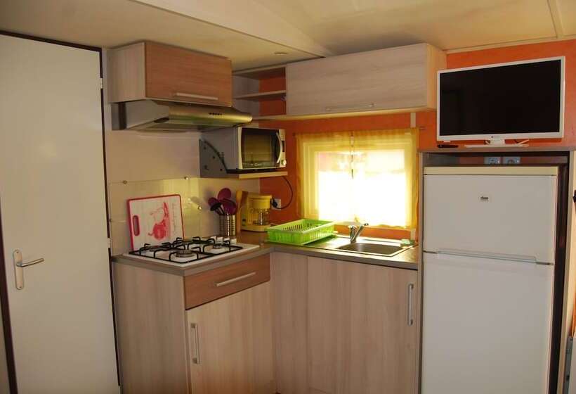 هتل Camping La Licorne