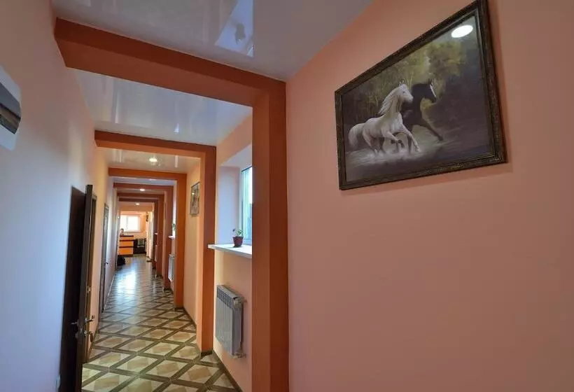 Majatalo Guest House Sova