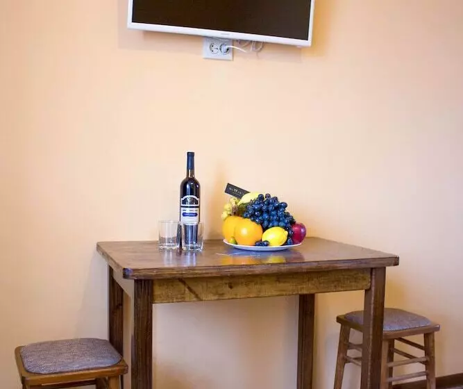 Majatalo Guest House Sova