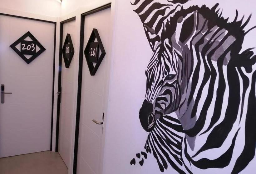 פנסיון Las Cebras Hostel